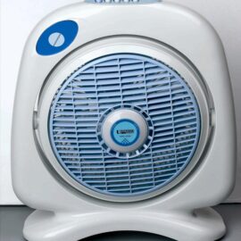 מאוורר רוטורי עם טיימר בקוטר 12" UNIVERSE NRL-2200T