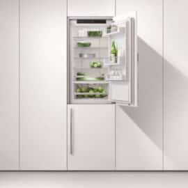 מקרר אינטגרלי מקפיא תחתון פישר אנד פייקל FISHER & PYKEL דגם RB60V18