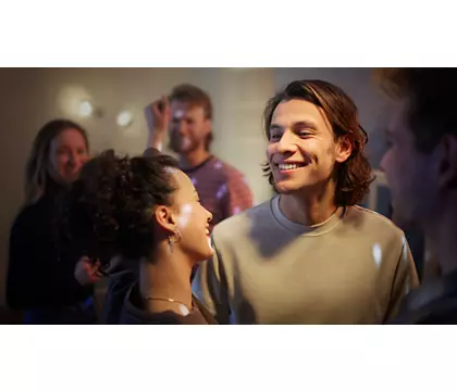 7d6b2c55511a4bb7be34b00a00a99b9c מכונת גילוח חשמלית לשימוש יבש ורטוב Philips פיליפס דגם - S1141/00