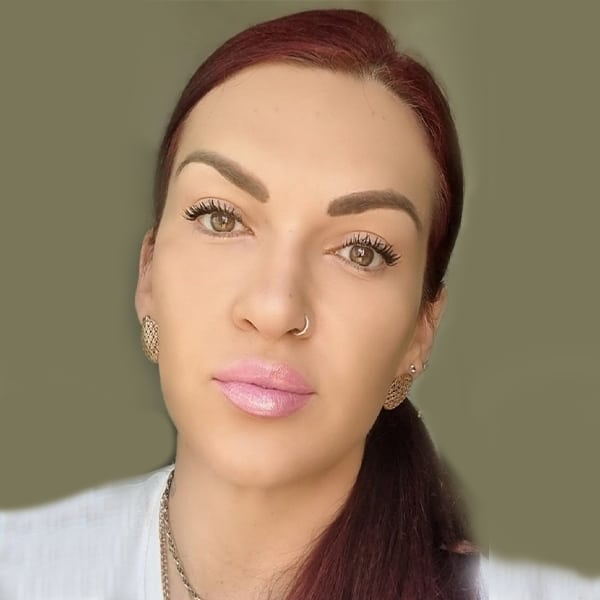 יהודית סויאזוב מנהלת קשרי אדריכלים