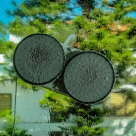 רובוט לניקוי וקרצוף חלונות עם התזה אוטומטית Ovali דגם WA2