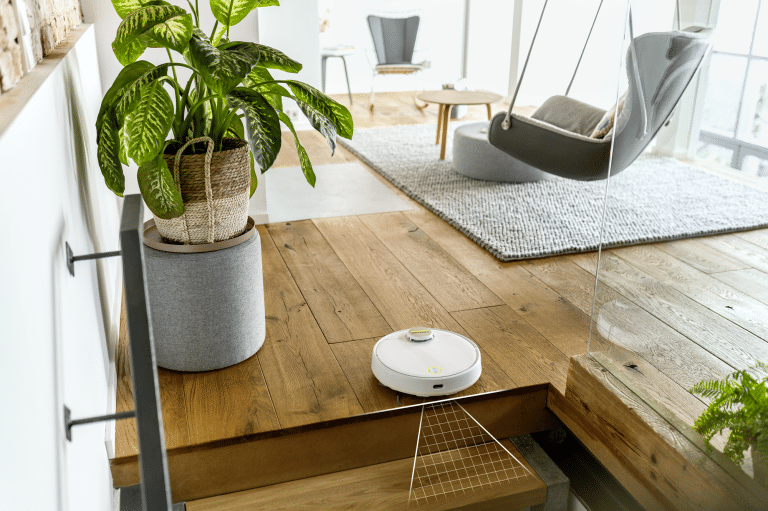 RCV_3_cliff_sensor_overlay_app_01_CI20-96_DPI_Clipped-768x511 שואב שוטף רובוטי קרשר Karcher דגם RCV 3 - אחריות לשנה ע''י דן שלדן היבואן הרשמי